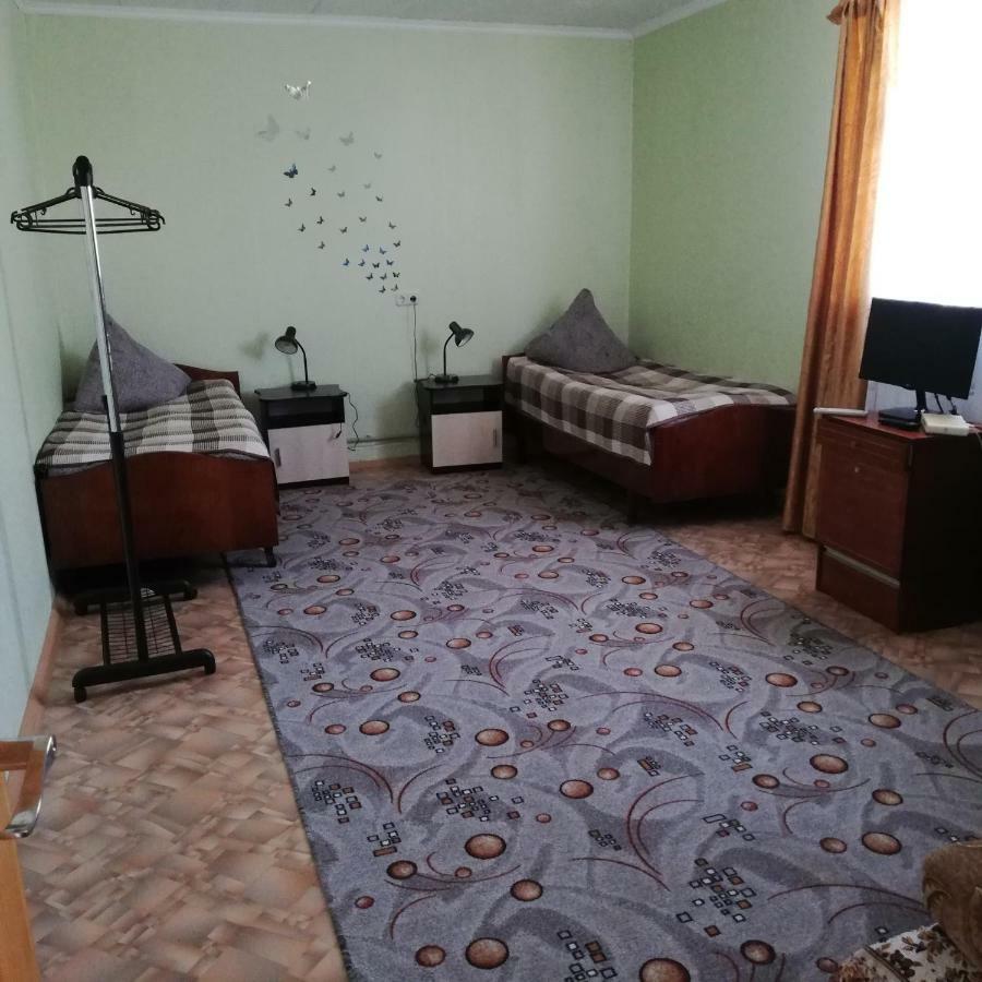 Belye rozy Hotel Nieśwież Zewnętrze zdjęcie